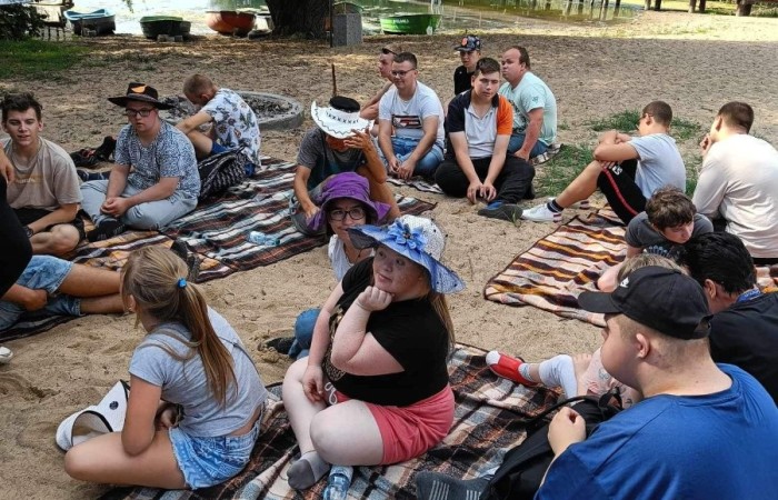 3A89DFC3-0385-4A3B-BB58-AFC178248598