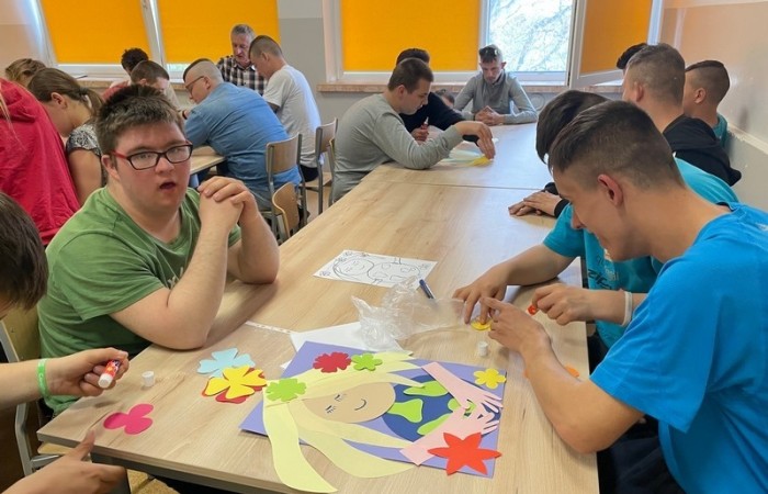 dzienziemii202300010