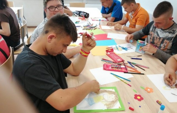 -4487230311807331438